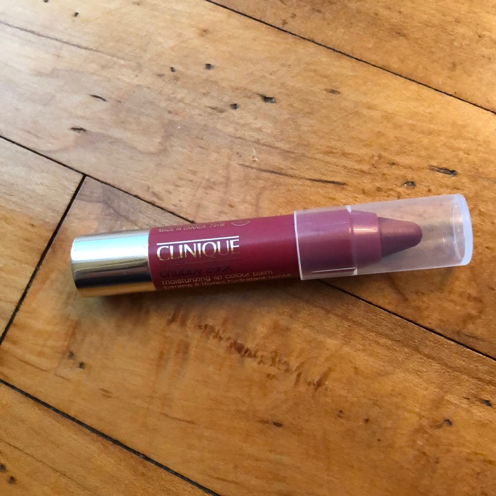 Clinique chubby stick in super strawberry